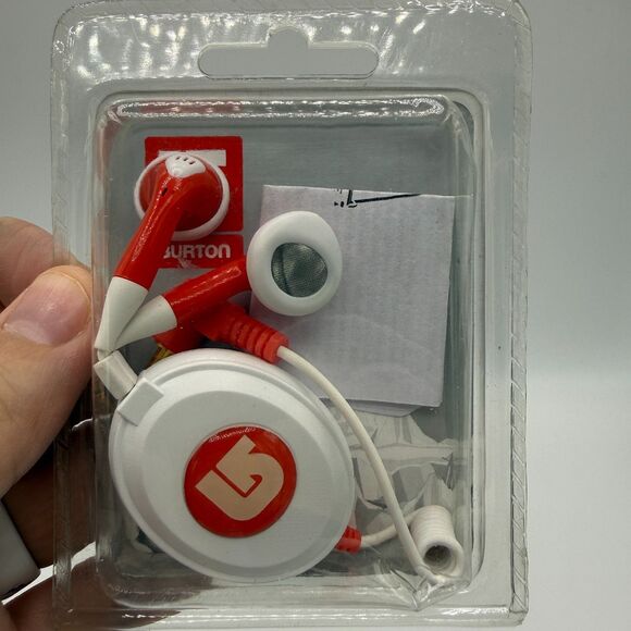 Y2K Burton Red Goose Down Audio Integrated Snowboard Jacket - XL - Picture 13 of 13